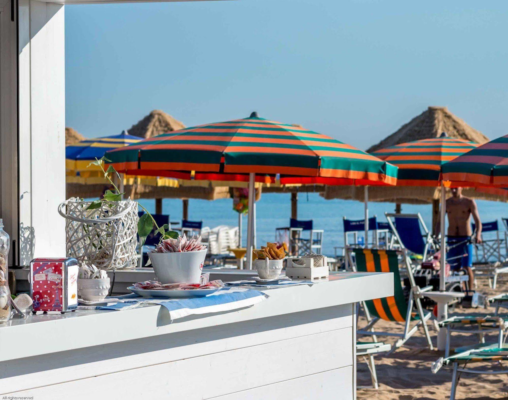 Punta De L'est Hotel 3*